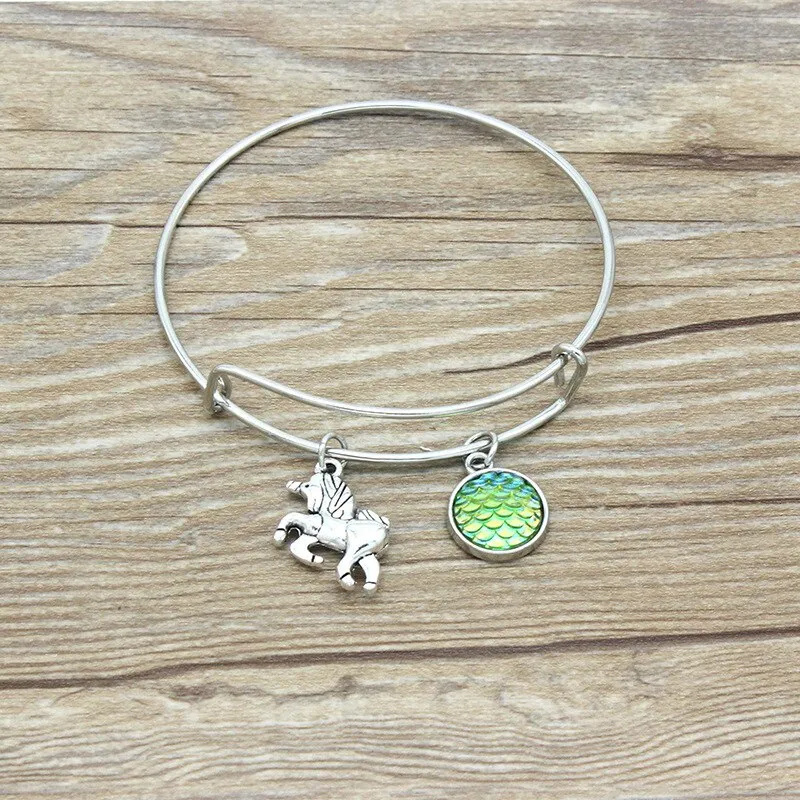 Elegant Unicorn Bangle Bracelet