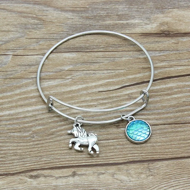 Elegant Unicorn Bangle Bracelet
