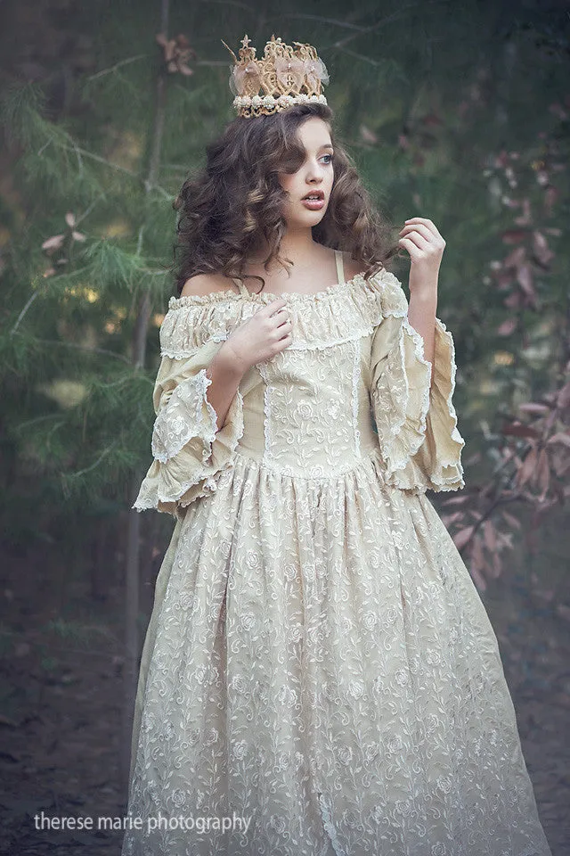Lace Crown