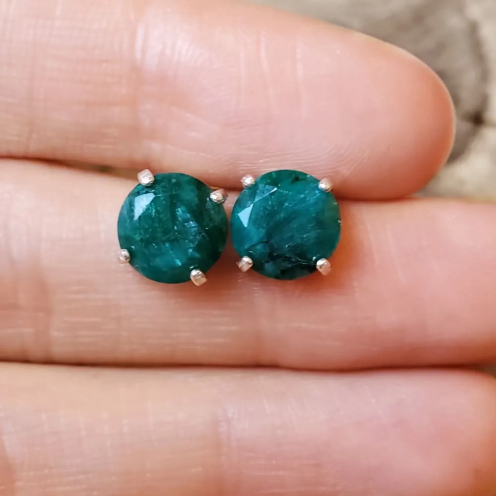 Round Natural Emerald Stud Earrings